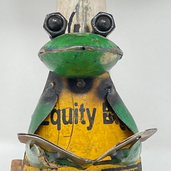 Metal Frog Reading Under Mushroom Statue - Picture 1 of 8